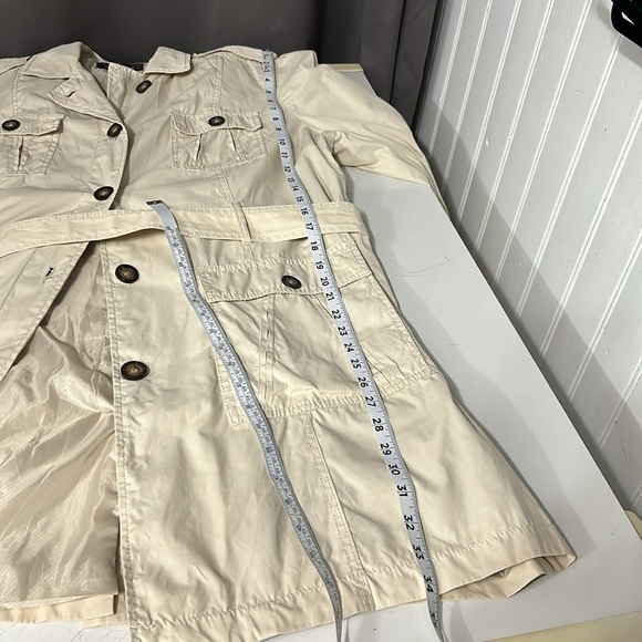 Denver Hayes, size 2XL cream color, trenchcoat for front pockets - Picture 10 of 11